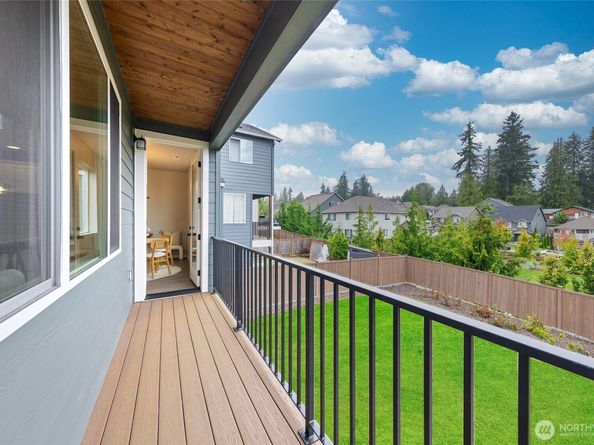 9903 16th Place SE, Lake Stevens WA 98258