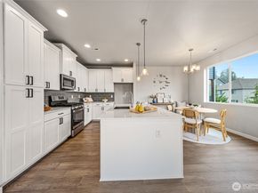 9903 16th Place SE, Lake Stevens WA 98258