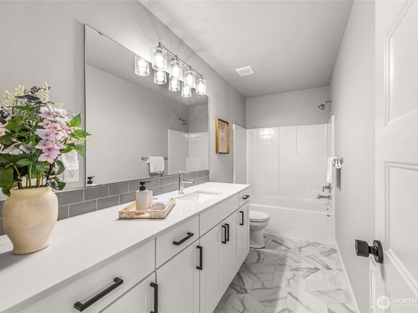9903 16th Place SE, Lake Stevens WA 98258