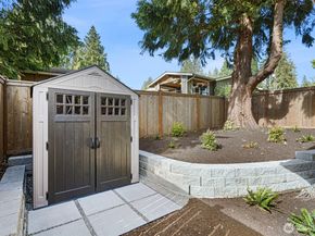10168 NE 112th Place, Kirkland WA 98033