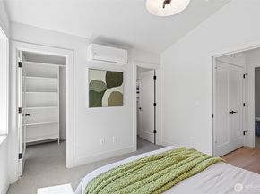 10168 NE 112th Place, Kirkland WA 98033