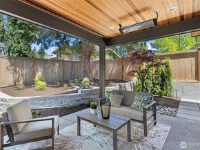 10168 NE 112th Place, Kirkland WA 98033