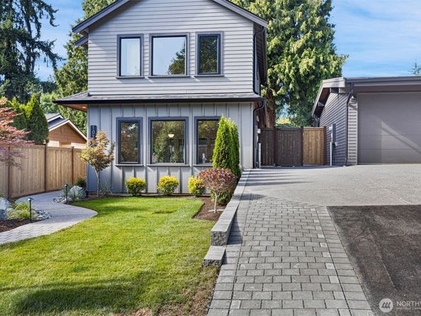 10168 NE 112th Place, Kirkland WA 98033