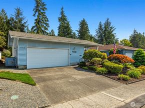 24714 11th Avenue S, Des Moines WA 98198