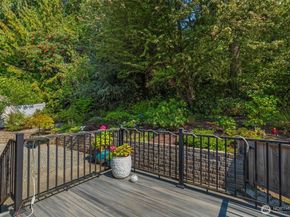 24714 11th Avenue S, Des Moines WA 98198