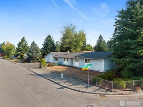 20640 130th Avenue SE, Kent WA 98031