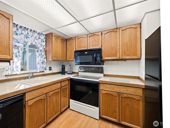 20640 130th Avenue SE, Kent WA 98031