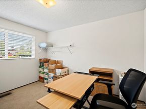 20640 130th Avenue SE, Kent WA 98031