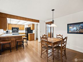 20640 130th Avenue SE, Kent WA 98031