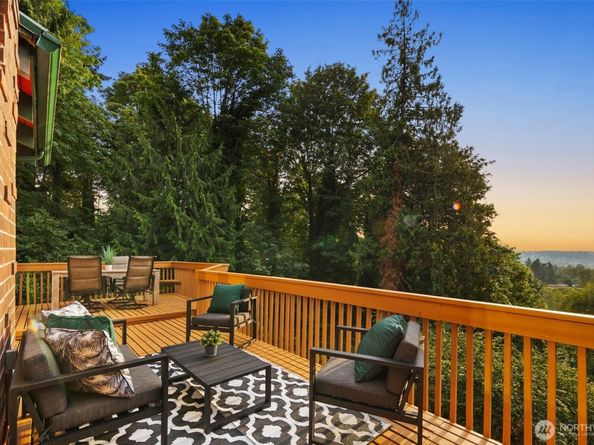 12817 70th AVE S, Seattle WA 98178