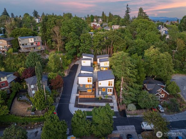 2809 S Grand Street, Seattle WA 98144