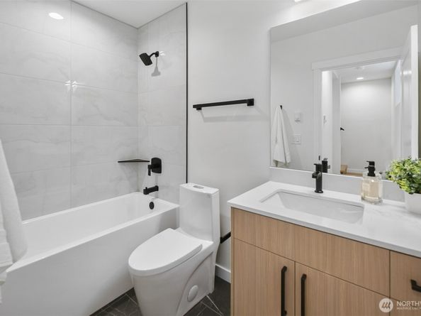 2809 S Grand Street, Seattle WA 98144