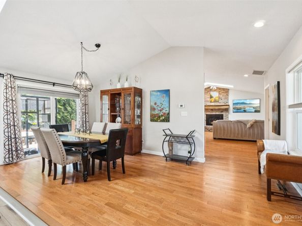 19118 121st Place SE, Renton WA 98058