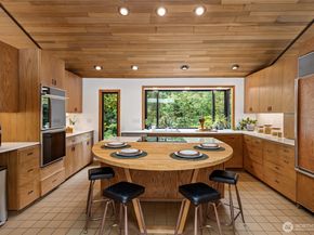 4851 88th Place SE, Mercer Island WA 98040