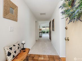 6555 159th Avenue NE, Redmond WA 98052