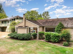 6555 159th Avenue NE, Redmond WA 98052