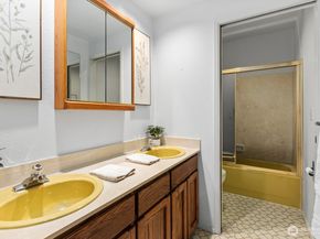 21907 3rd Avenue SE, Bothell WA 98021