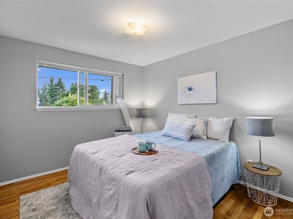 5003 240th Place SW, Mountlake Terrace WA 98043