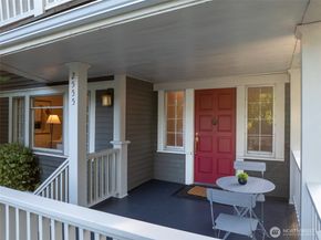2555 Queen Anne Avenue N, Seattle WA 98109