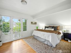 2555 Queen Anne Avenue N, Seattle WA 98109