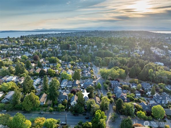 2555 Queen Anne Avenue N, Seattle WA 98109