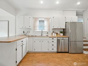 2555 Queen Anne Avenue N, Seattle WA 98109