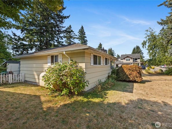 105 NE 180th Street, Shoreline WA 98155