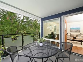2510 W Bertona Street 213, Seattle WA 98199