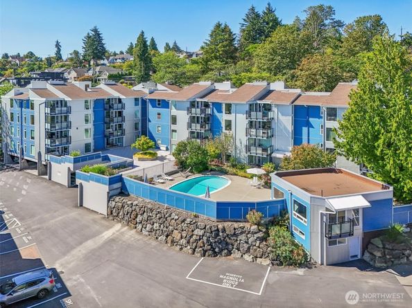 2510 W Bertona Street 213, Seattle WA 98199