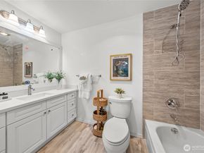 10001 NE 12th ST 110, Bellevue WA 98004