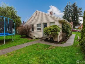 1342 N Montgomery Avenue, Bremerton WA 98312