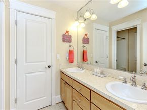 1829 SE 8th Place, Renton WA 98057