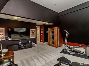 1829 SE 8th Place, Renton WA 98057