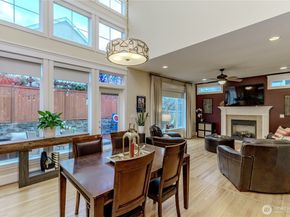 1829 SE 8th Place, Renton WA 98057