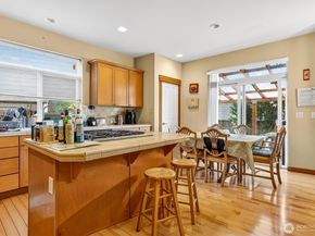 122 185th Place SW, Bothell WA 98012