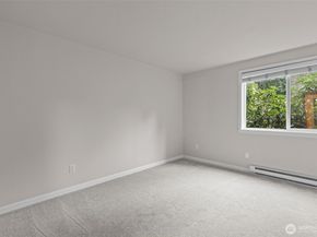 10014 NE 127th Place A103, Kirkland WA 98034