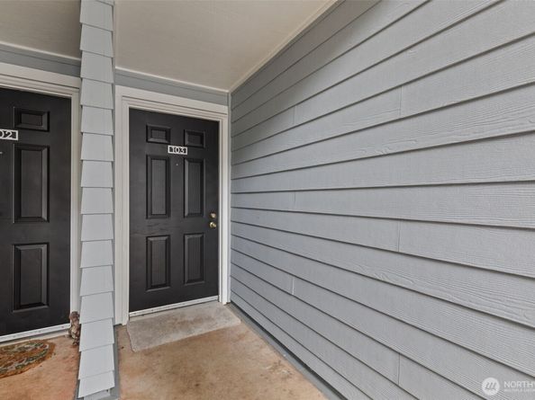 10014 NE 127th Place A103, Kirkland WA 98034