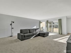 4545 Sand Point Way NE 207, Seattle WA 98105