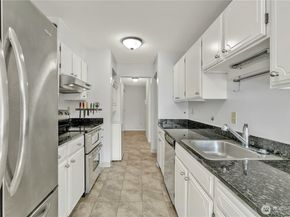 4545 Sand Point Way NE 207, Seattle WA 98105