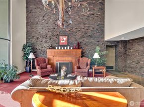 4545 Sand Point Way NE 207, Seattle WA 98105