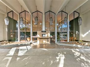 4545 Sand Point Way NE 207, Seattle WA 98105