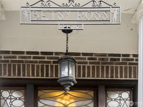 1120 17th Avenue 104, Seattle WA 98122