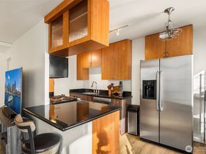 1105 Spring Street 1112, Seattle WA 98104