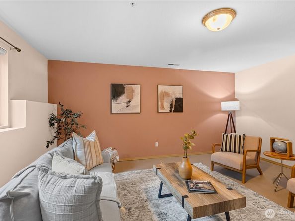 15508 35th Avenue W B5, Lynnwood WA 98087