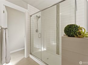 16005 74th Avenue NE, Kenmore WA 98028