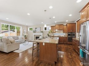 16005 74th Avenue NE, Kenmore WA 98028