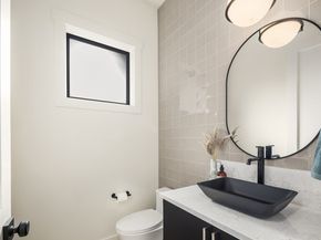 15014 SE 22nd Street, Bellevue WA 98007