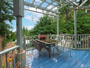 12117 Clearview Drive, Edmonds WA 98026