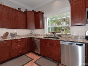 12117 Clearview Drive, Edmonds WA 98026