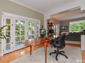 12117 Clearview Drive, Edmonds WA 98026